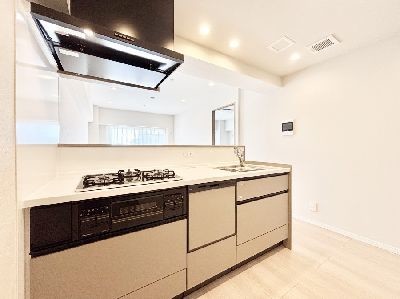 apartment 埼玉県さいたま市浦和区神明２丁目12-10