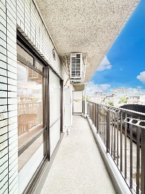 apartment 埼玉県さいたま市浦和区神明２丁目12-10