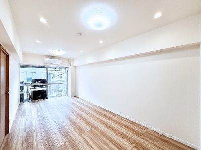 apartment 埼玉県さいたま市浦和区神明２丁目12-10