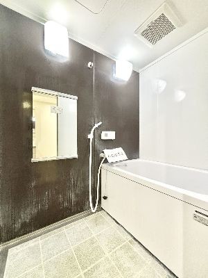 apartment 埼玉県さいたま市浦和区神明２丁目12-10