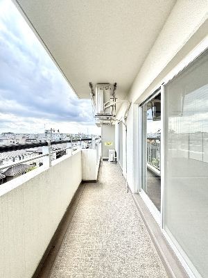 apartment 埼玉県さいたま市浦和区神明２丁目12-10