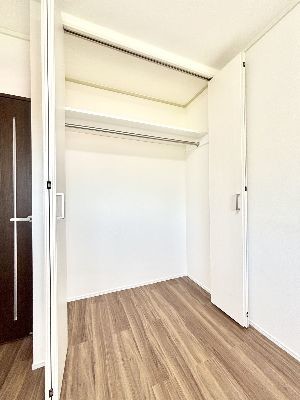 apartment 埼玉県さいたま市浦和区神明２丁目12-10