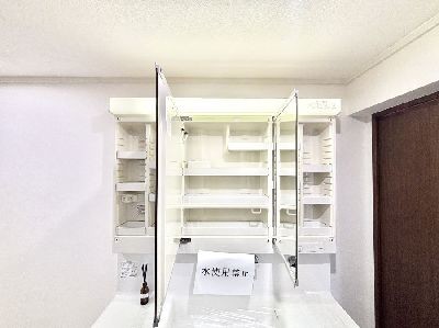 apartment 埼玉県さいたま市浦和区神明２丁目12-10