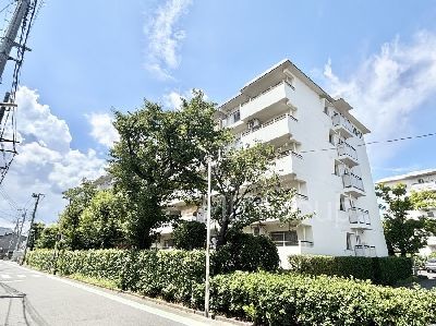 apartment 埼玉県さいたま市浦和区神明２丁目12-10