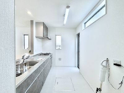 detached 埼玉県さいたま市浦和区神明２丁目12-10