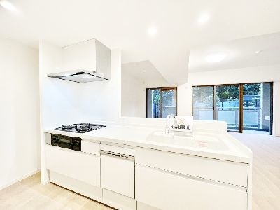 apartment 埼玉県さいたま市浦和区神明２丁目12-10