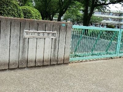 apartment 埼玉県さいたま市浦和区神明２丁目12-10