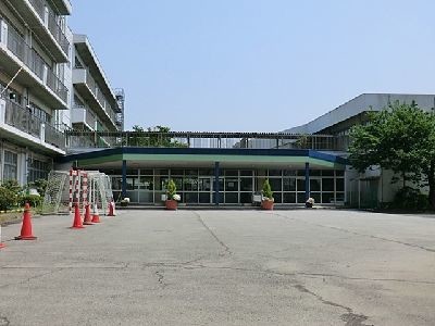 apartment 埼玉県さいたま市浦和区神明２丁目12-10