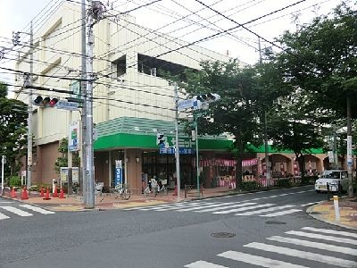 apartment 埼玉県さいたま市浦和区神明２丁目12-10