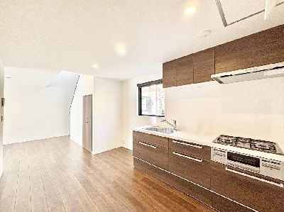 detached 埼玉県さいたま市浦和区神明２丁目12-10