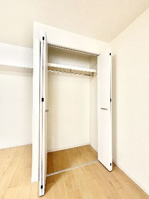 apartment 埼玉県さいたま市浦和区神明２丁目12-10