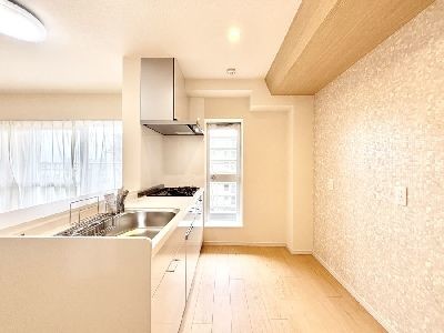 apartment 埼玉県さいたま市浦和区神明２丁目12-10