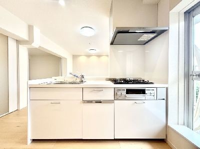 apartment 埼玉県さいたま市浦和区神明２丁目12-10