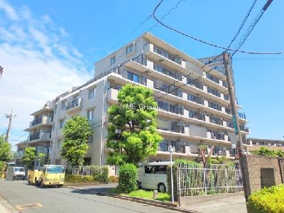 apartment 埼玉県さいたま市浦和区神明２丁目12-10