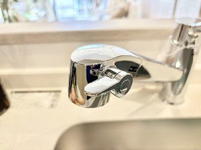 apartment 埼玉県さいたま市浦和区神明２丁目12-10