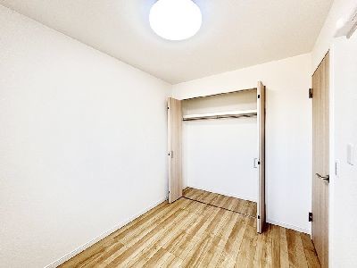 apartment 埼玉県さいたま市浦和区神明２丁目12-10