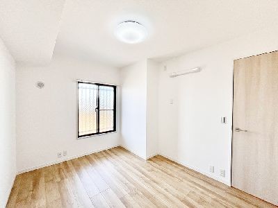 apartment 埼玉県さいたま市浦和区神明２丁目12-10