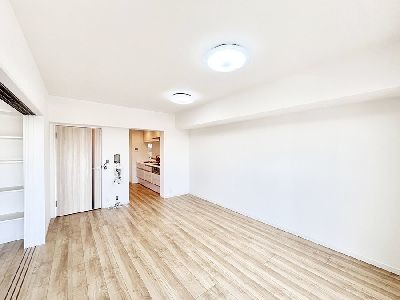 apartment 埼玉県さいたま市浦和区神明２丁目12-10