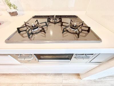 apartment 埼玉県さいたま市浦和区神明２丁目12-10