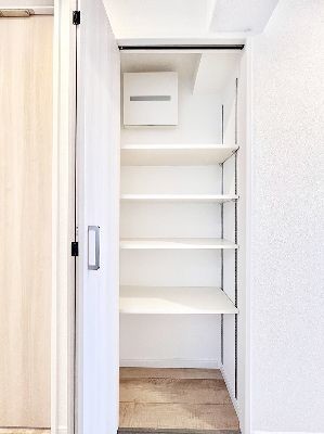 apartment 埼玉県さいたま市浦和区神明２丁目12-10