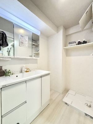 apartment 埼玉県さいたま市浦和区神明２丁目12-10