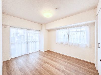 apartment 埼玉県さいたま市浦和区神明２丁目12-10