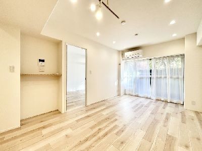apartment 埼玉県さいたま市浦和区神明２丁目12-10