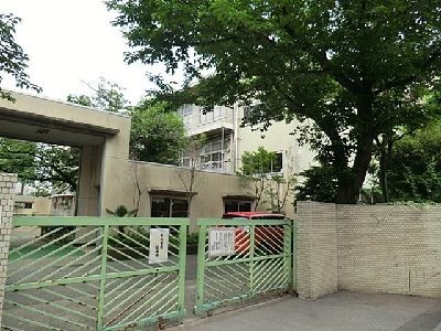 apartment 埼玉県さいたま市浦和区神明２丁目12-10