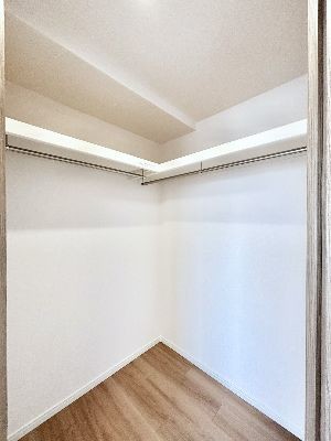 apartment 埼玉県さいたま市浦和区神明２丁目12-10