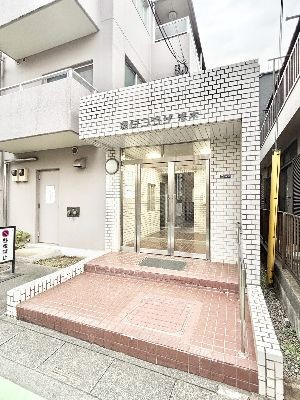 apartment 埼玉県さいたま市浦和区神明２丁目12-10