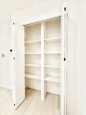 apartment 埼玉県さいたま市浦和区神明２丁目12-10