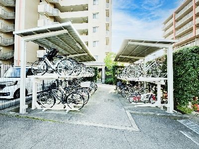 apartment 埼玉県さいたま市浦和区神明２丁目12-10