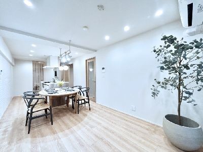 apartment 埼玉県さいたま市浦和区神明２丁目12-10