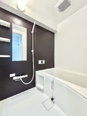 apartment 埼玉県さいたま市浦和区神明２丁目12-10