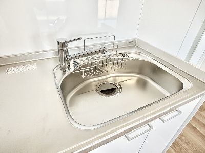 apartment 埼玉県さいたま市浦和区神明２丁目12-10