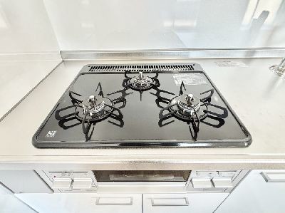 apartment 埼玉県さいたま市浦和区神明２丁目12-10