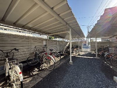 apartment 埼玉県さいたま市浦和区神明２丁目12-10