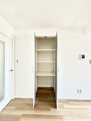 apartment 埼玉県さいたま市浦和区神明２丁目12-10