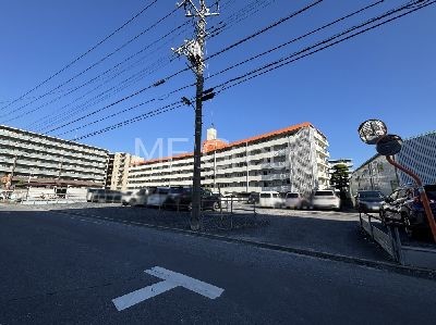 apartment 埼玉県さいたま市浦和区神明２丁目12-10