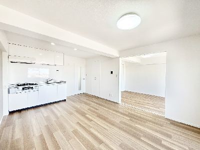 apartment 埼玉県さいたま市浦和区神明２丁目12-10