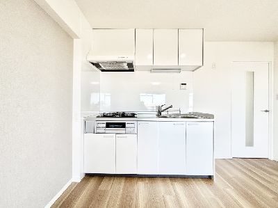 apartment 埼玉県さいたま市浦和区神明２丁目12-10