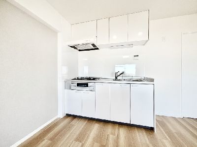 apartment 埼玉県さいたま市浦和区神明２丁目12-10