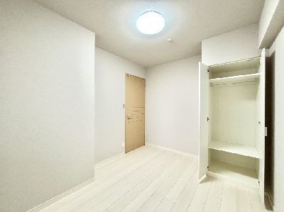 apartment 埼玉県さいたま市浦和区神明２丁目12-10