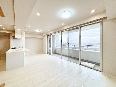 apartment 埼玉県さいたま市浦和区神明２丁目12-10