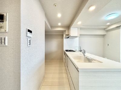 apartment 埼玉県さいたま市浦和区神明２丁目12-10