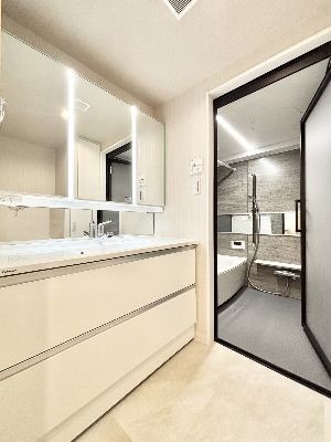 apartment 埼玉県さいたま市浦和区神明２丁目12-10