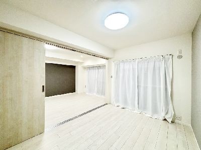 apartment 埼玉県さいたま市浦和区神明２丁目12-10