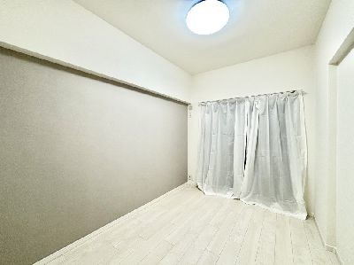 apartment 埼玉県さいたま市浦和区神明２丁目12-10