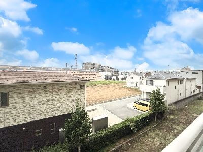 apartment 埼玉県さいたま市浦和区神明２丁目12-10