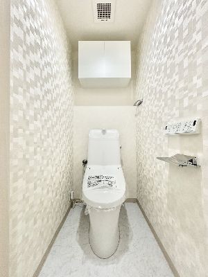 apartment 埼玉県さいたま市浦和区神明２丁目12-10